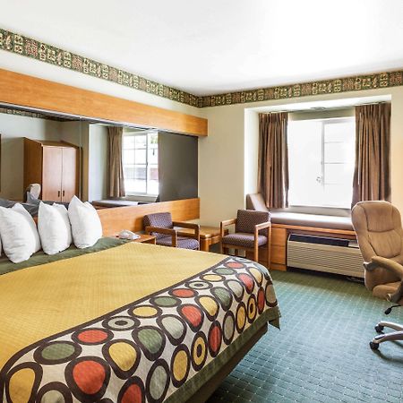 Super 8 By Wyndham Pride Midvale/Midvalley/Salt Lake City Bagian luar foto