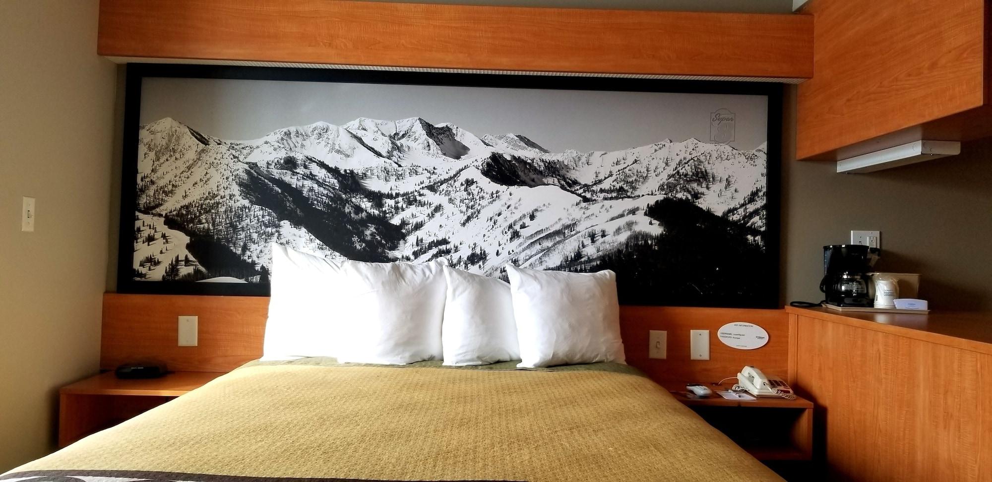 Super 8 By Wyndham Pride Midvale/Midvalley/Salt Lake City Bagian luar foto