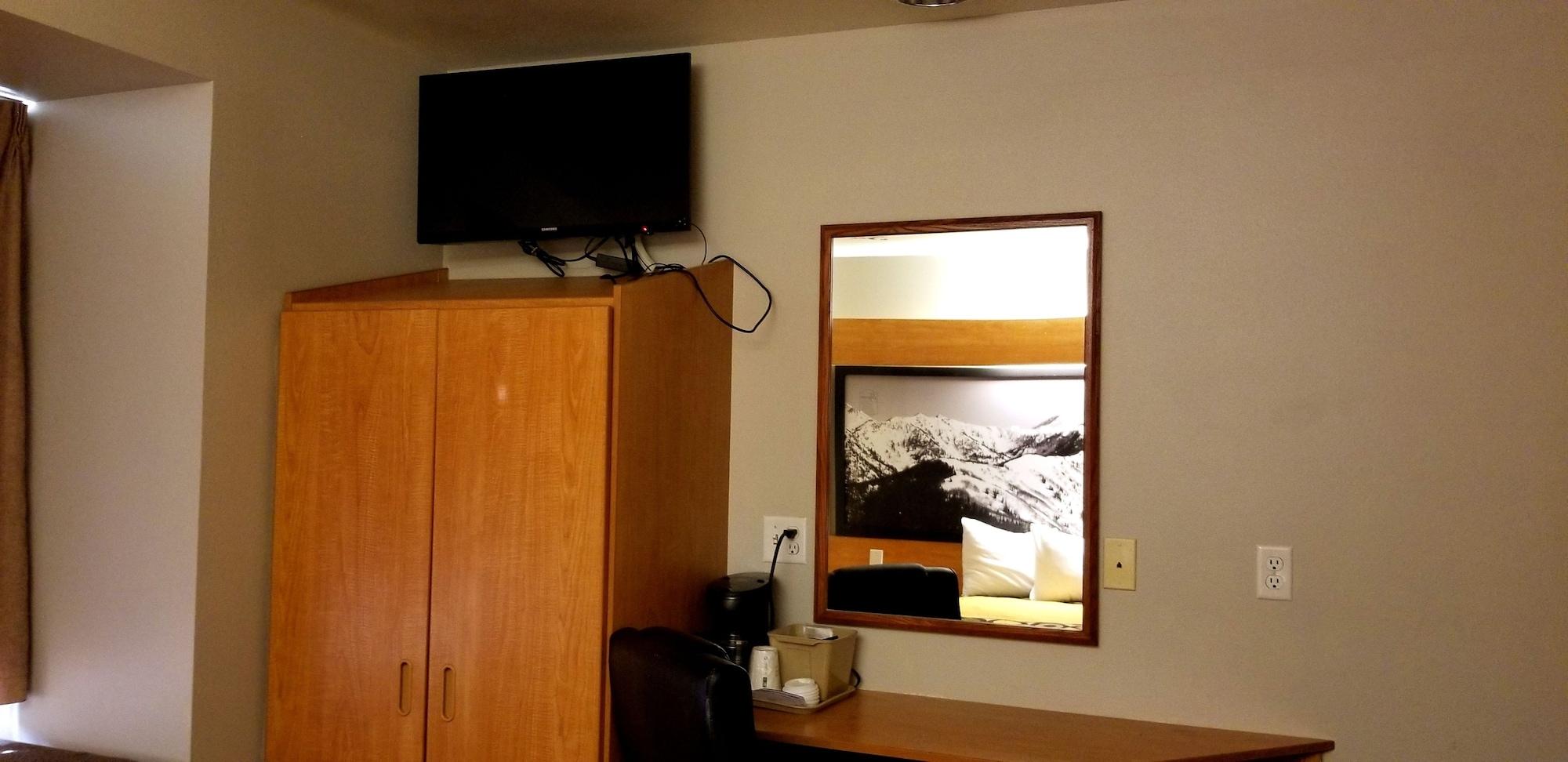 Super 8 By Wyndham Pride Midvale/Midvalley/Salt Lake City Bagian luar foto