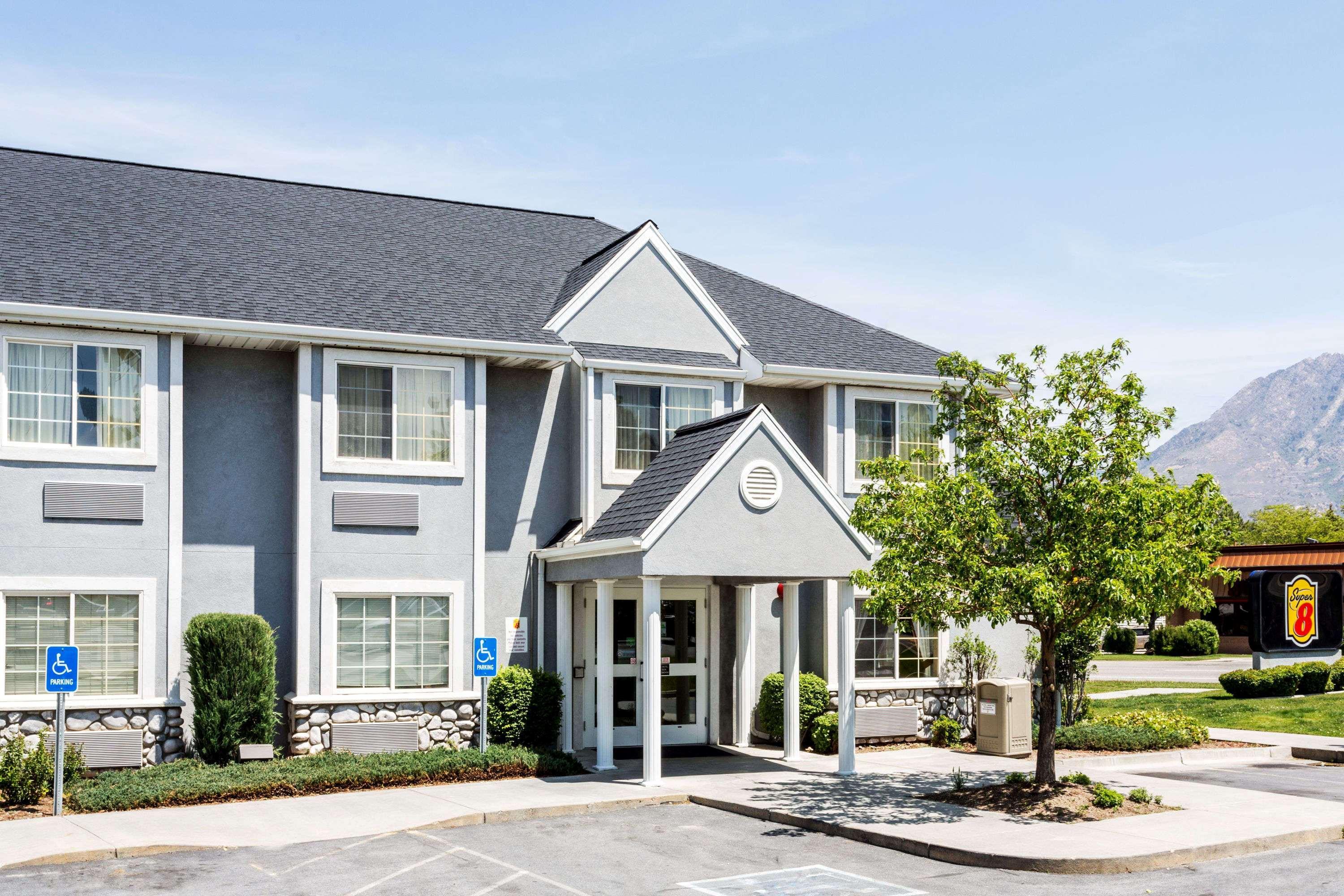 Super 8 By Wyndham Pride Midvale/Midvalley/Salt Lake City Bagian luar foto
