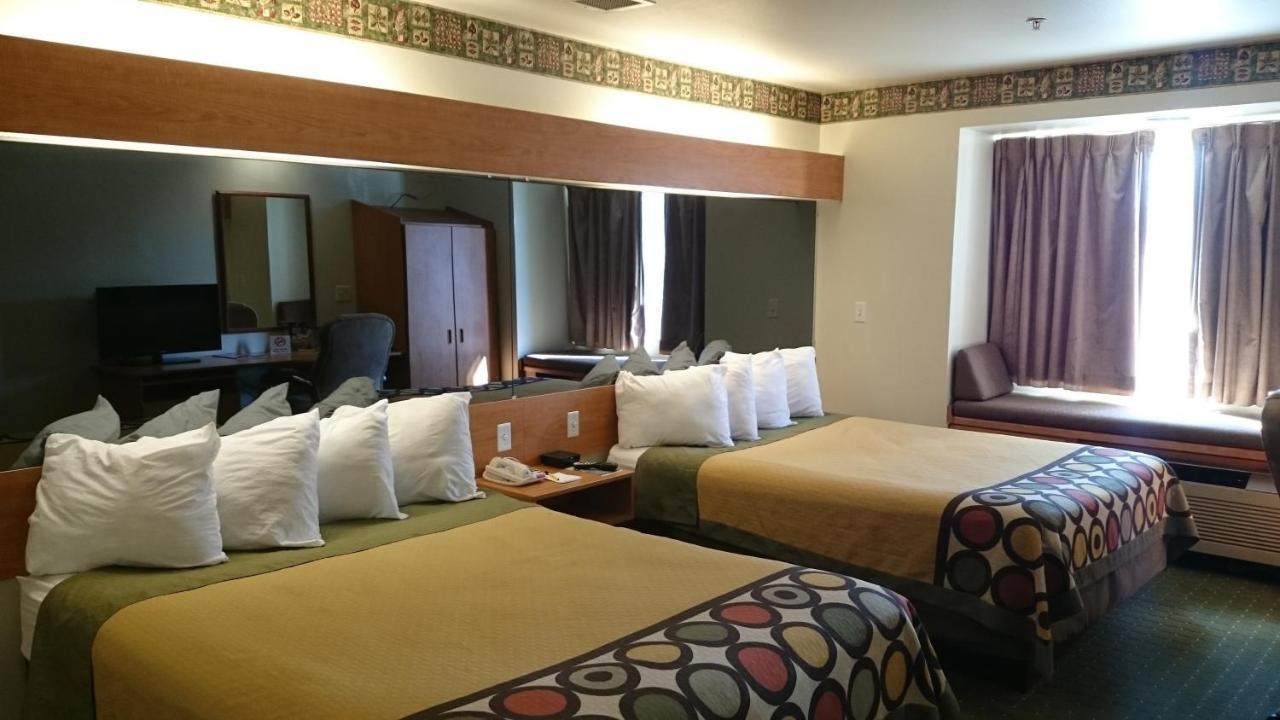 Super 8 By Wyndham Pride Midvale/Midvalley/Salt Lake City Ruang foto